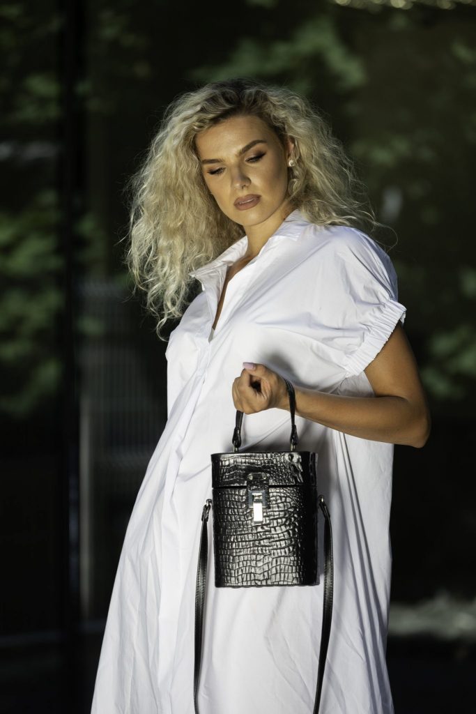 Odinė rankinė „Dėžutė mini”