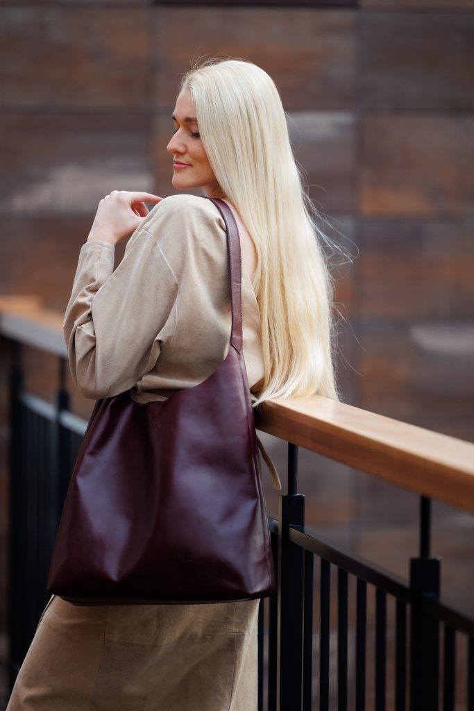 Odinė rankinė „Olivija”